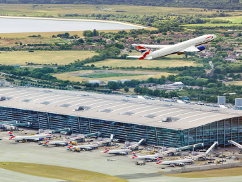 Heathrow Airport Transfer Services in Edgware & Burnt Oak - Burnt Oak Minicabs